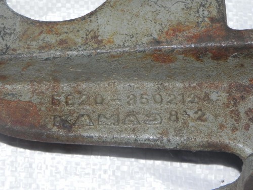 Кронштейн разжимного кулака правый 8т КАМАЗ 5320-3502124