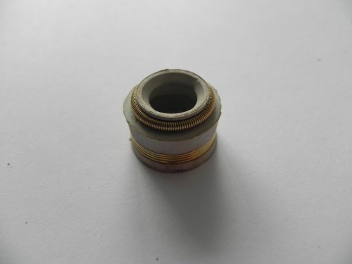 Сальник клапанов двигателя КАМАЗ 740-1007268