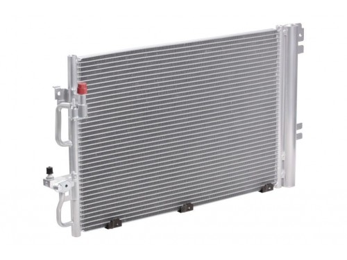 Радиатор кондиционера Astra H (04-) 1.6i/1.8i МКПП/АКПП (LRAC 2129) Luzar